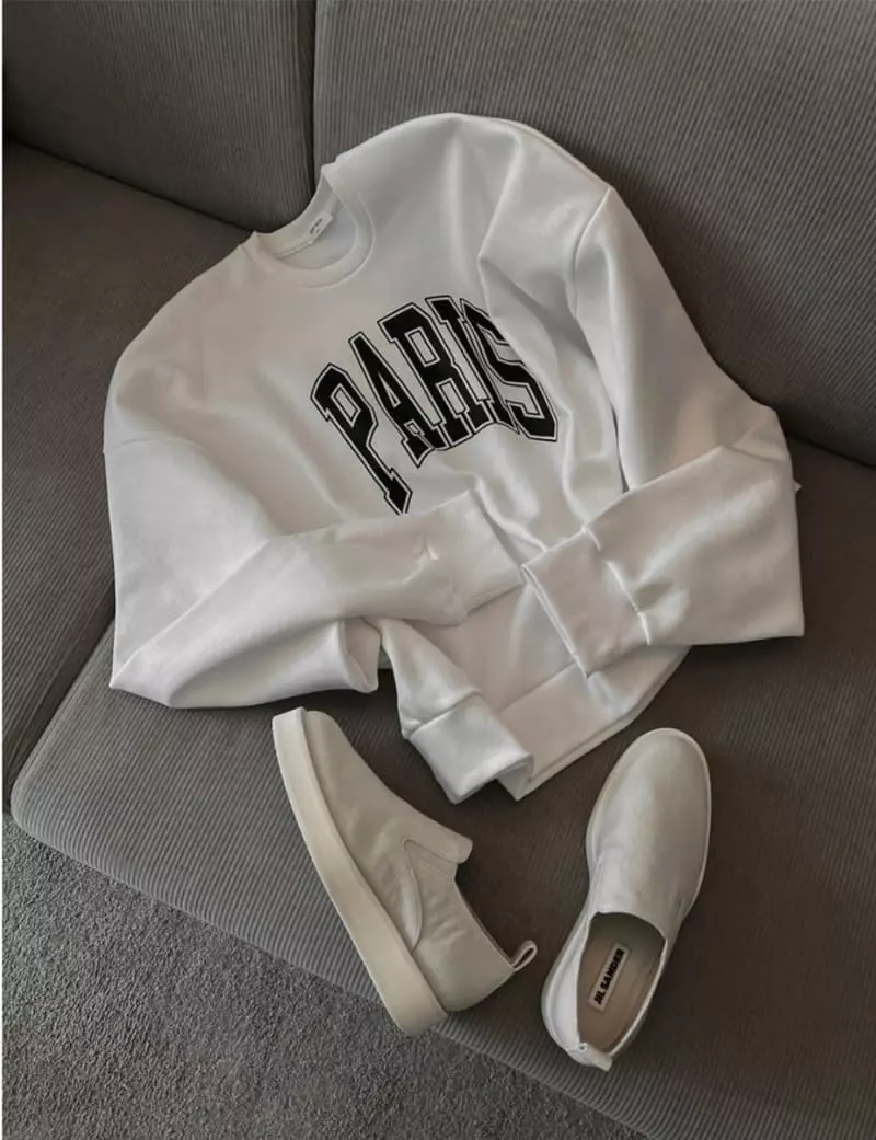 Paper Moon - Korean Women Fashion - #romanticstyle - Oversizr Paris Sweatshirt - 2