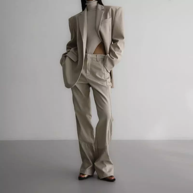Paper Moon - Korean Women Fashion - #thelittlethings - Oversized Three Button Single Blazer - 2