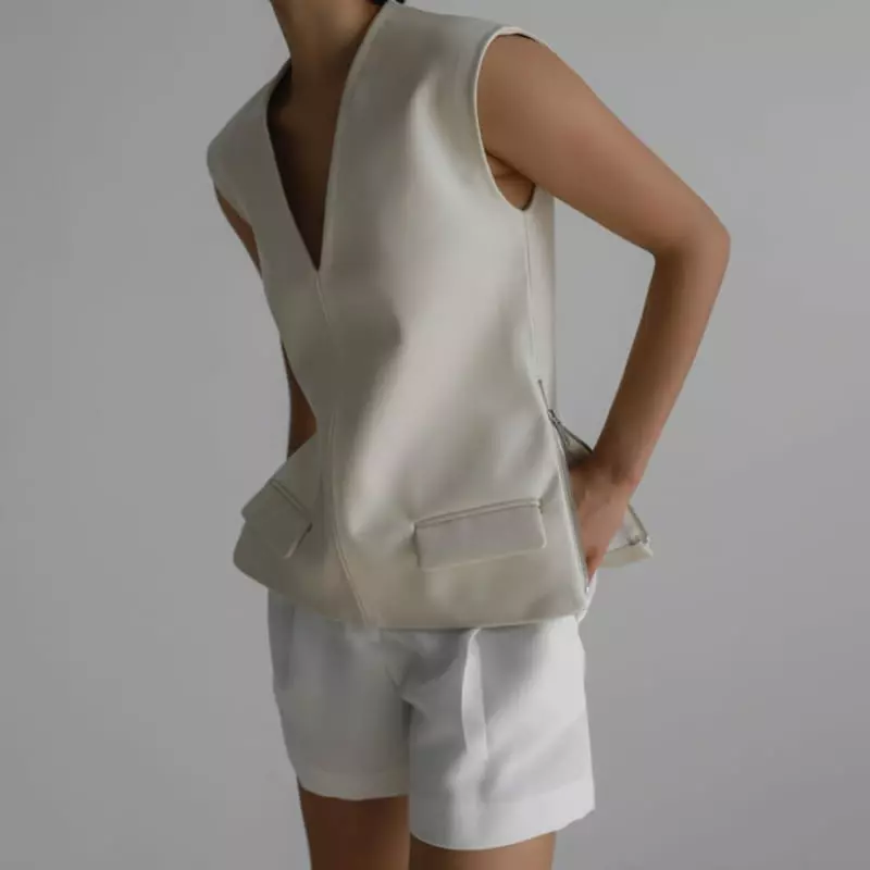 Paper Moon - Korean Women Fashion - #womensfashion - Classic Pleated Detail Shorts - 2