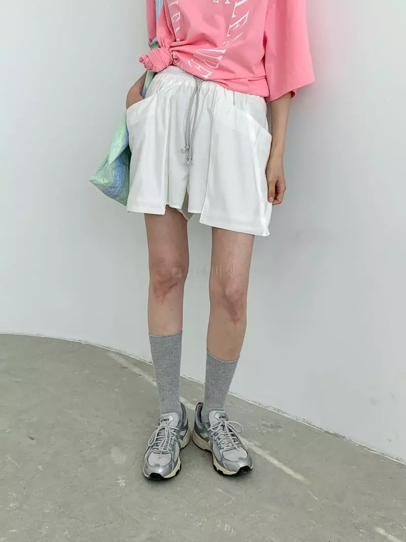 Pin Code - Korean Women Fashion - #restrostyle - Pocket Shorts