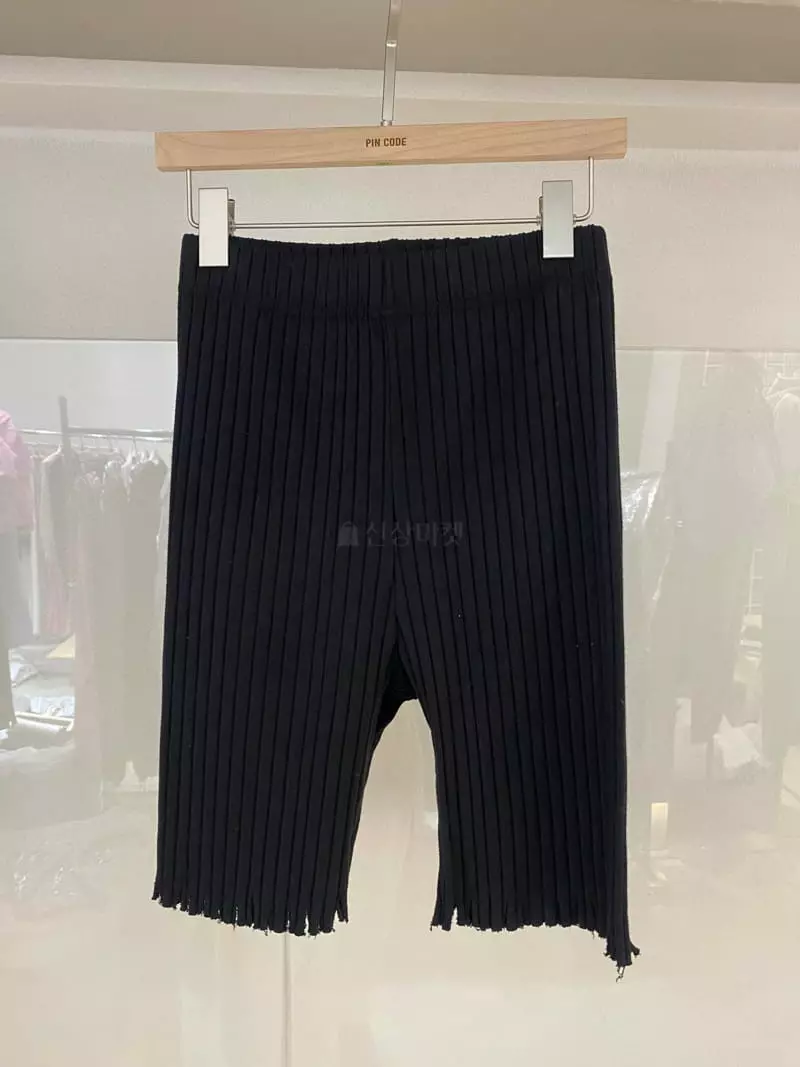 Pin Code - Korean Women Fashion - #momslook - Salt Shorts - 4
