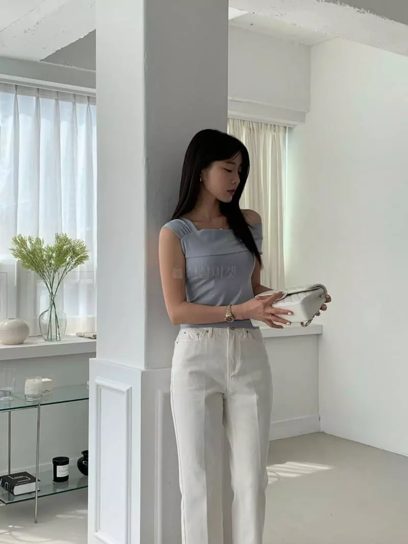Proper - Korean Women Fashion - #momslook - Lusy Tee - 6