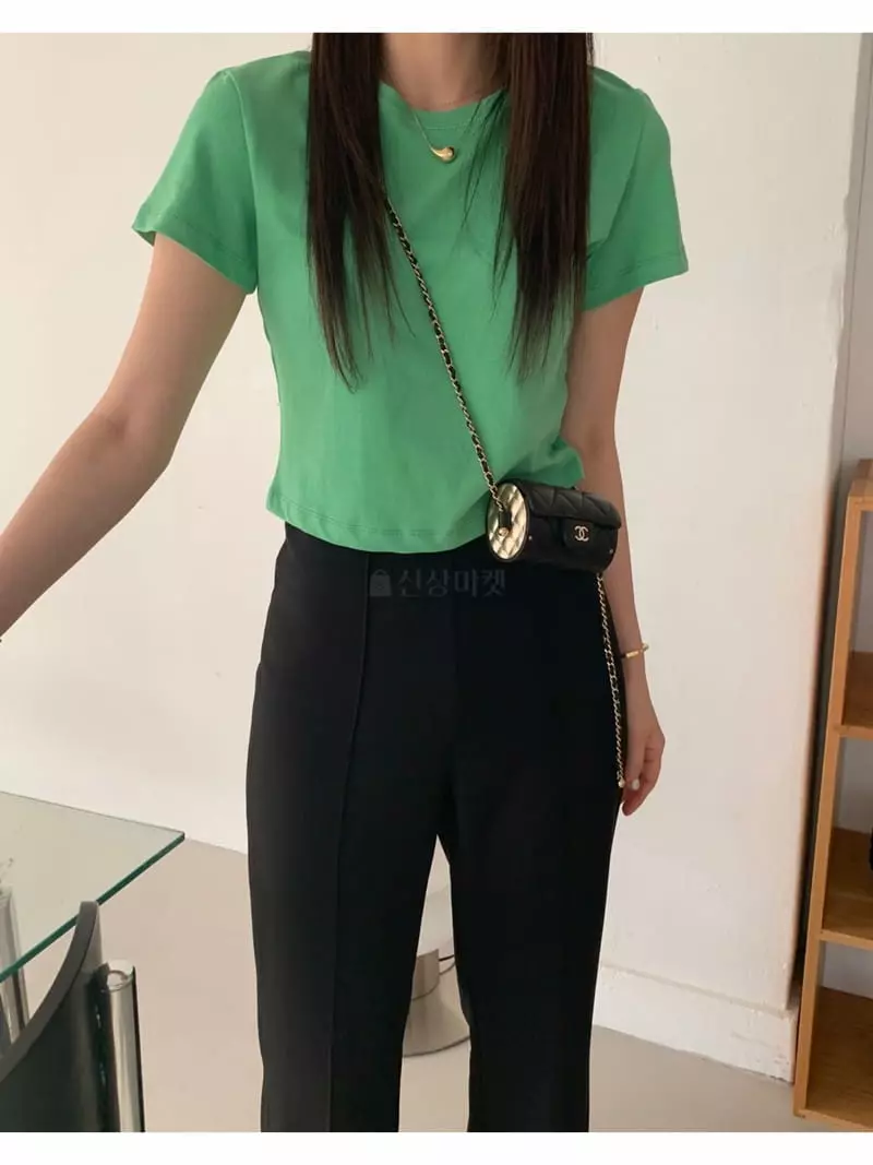 Proper - Korean Women Fashion - #thelittlethings - Ewver Crop Tee - 4