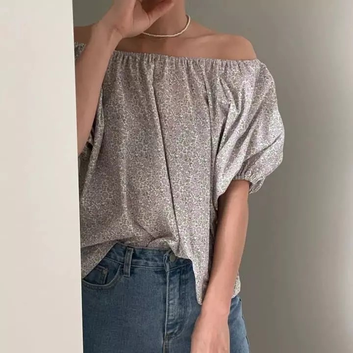 Ripple - Korean Women Fashion - #momslook - Free Shoulder Blouse - 7