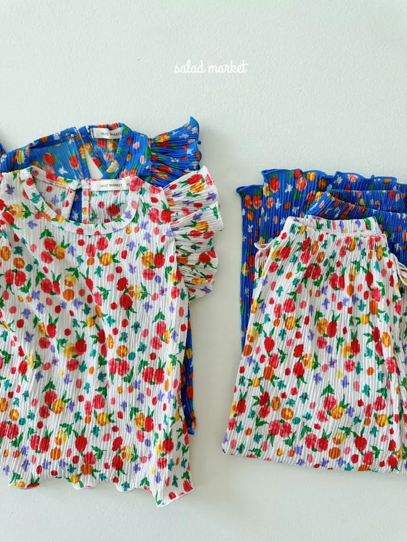 Salad Market - Korean Children Fashion - #toddlerclothing - Camellia Pleats Top Bottom Set