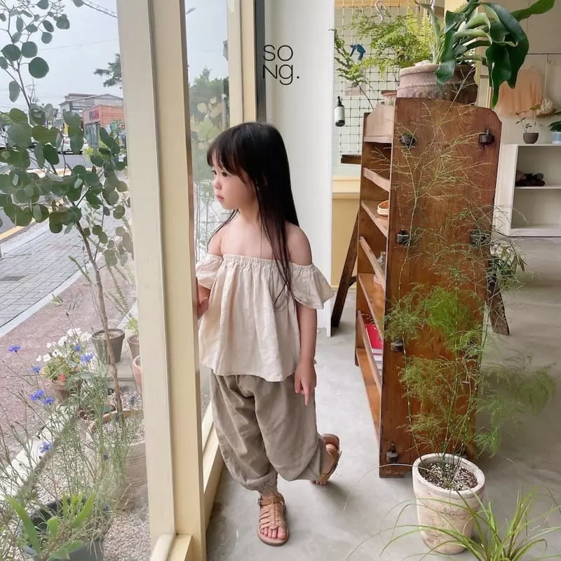 Song - Korean Children Fashion - #magicofchildhood - Off Shoulder Blouse - 3