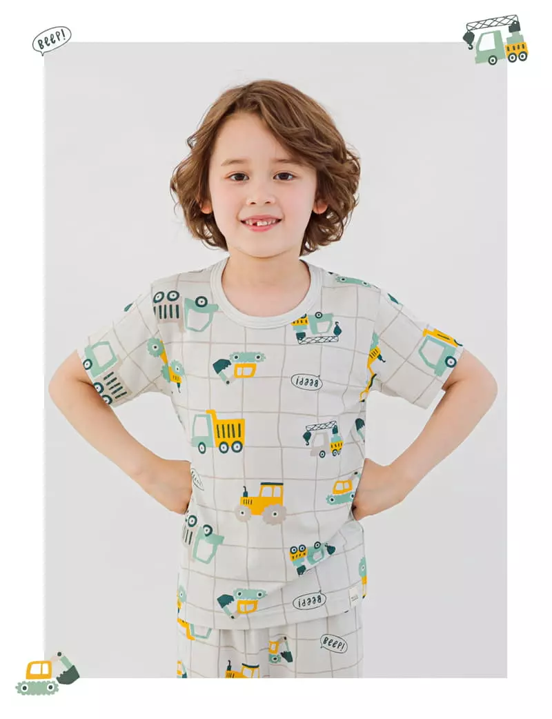 Ttasom - Korean Children Fashion - #prettylittlegirls - Grid Car Short Modal Easywear - 3