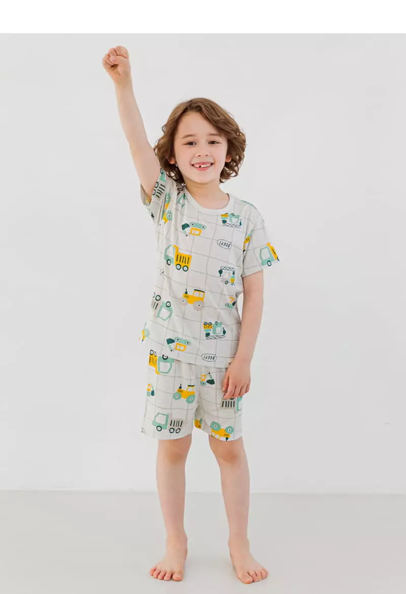 Ttasom - Korean Children Fashion - #prettylittlegirls - Grid Car Short Modal Easywear - 4
