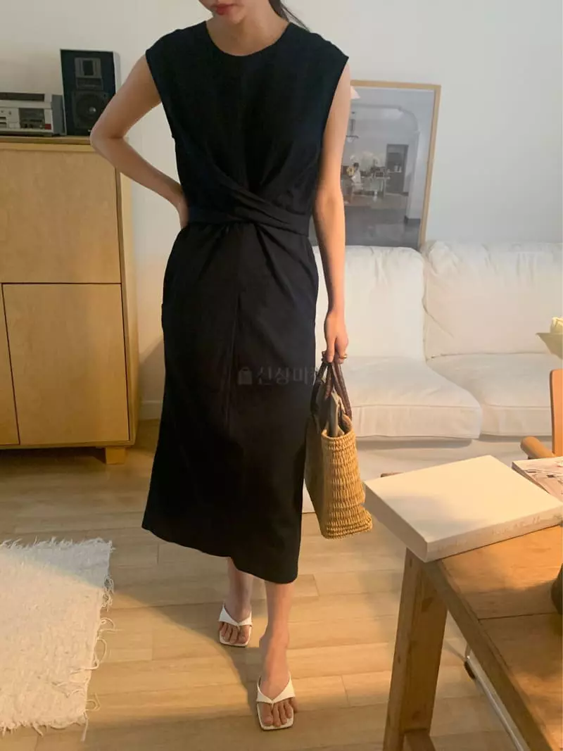 Vannuvo - Korean Women Fashion - #momslook - Loui One-piece - 6