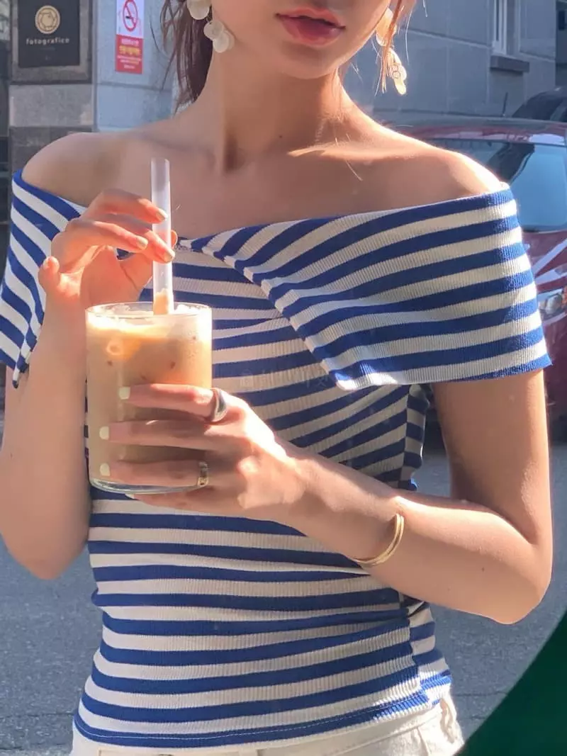 Vannuvo - Korean Women Fashion - #womensfashion - Stripes Soulder Tee - 9