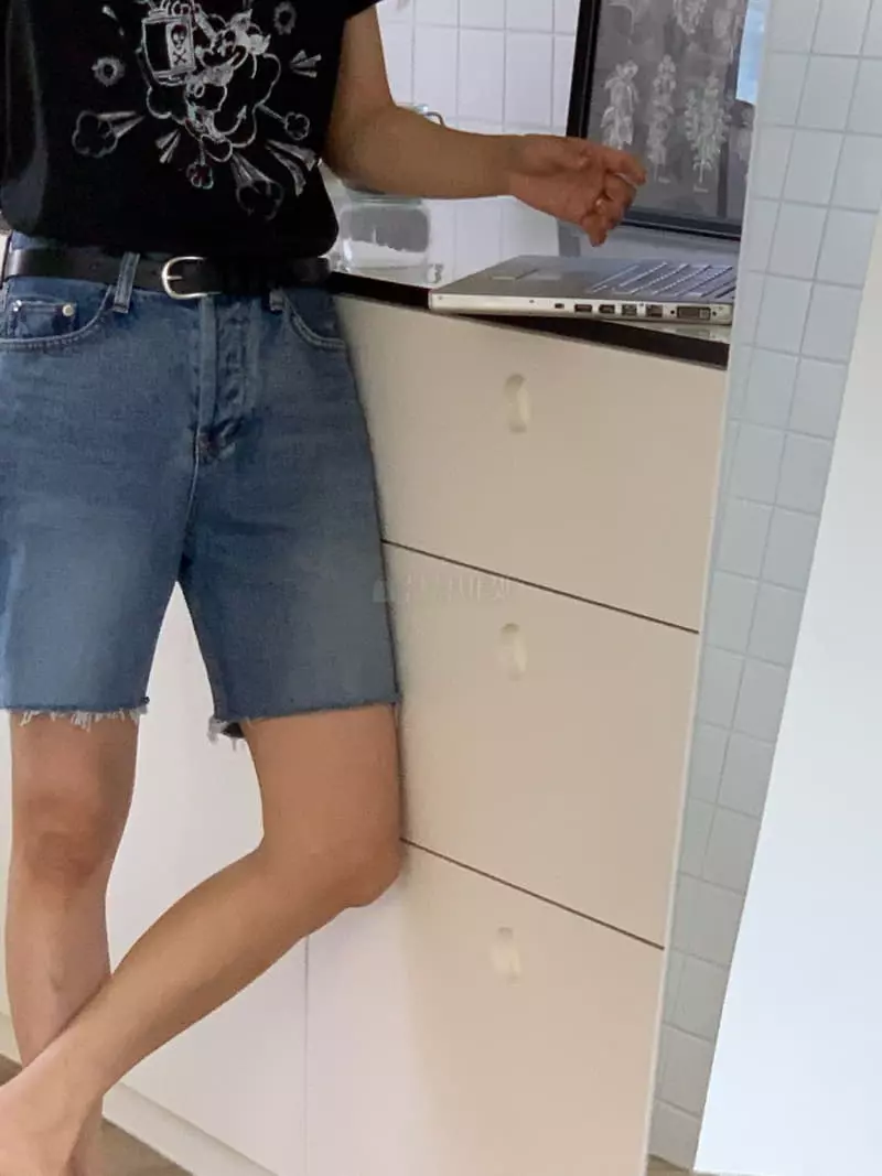 Vivie L - Korean Women Fashion - #momslook - Denim Shorts - 8