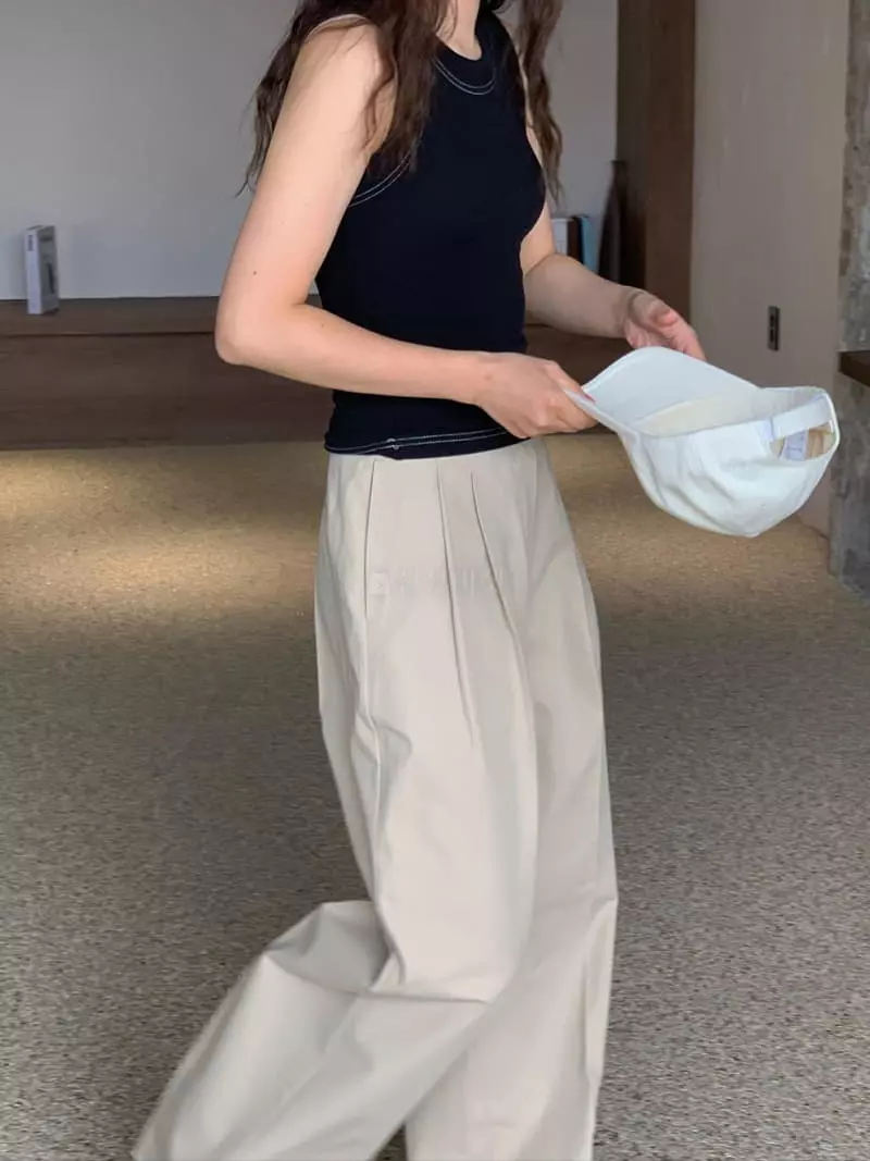 Vivie L - Korean Women Fashion - #momslook - Stitch Sleeveless
