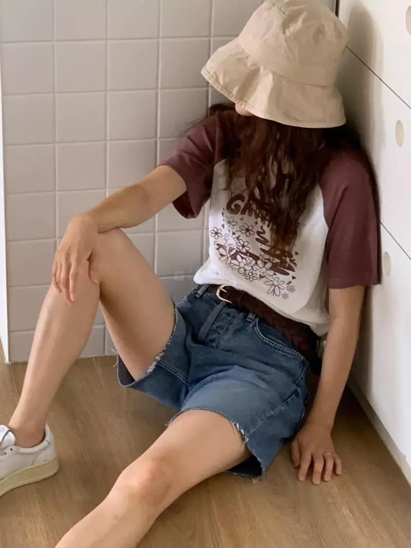 Vivie L - Korean Women Fashion - #momslook - Paint Tee - 2