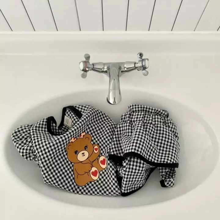 Yellow Factory - Korean Children Fashion - #Kfashion4kids - Heart Bear Top Bottom Set - 9