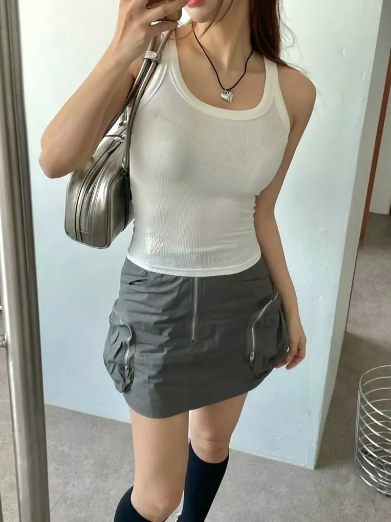 08 Room - Korean Women Fashion - #momslook - Love Embrodiery Sleeveless - 12