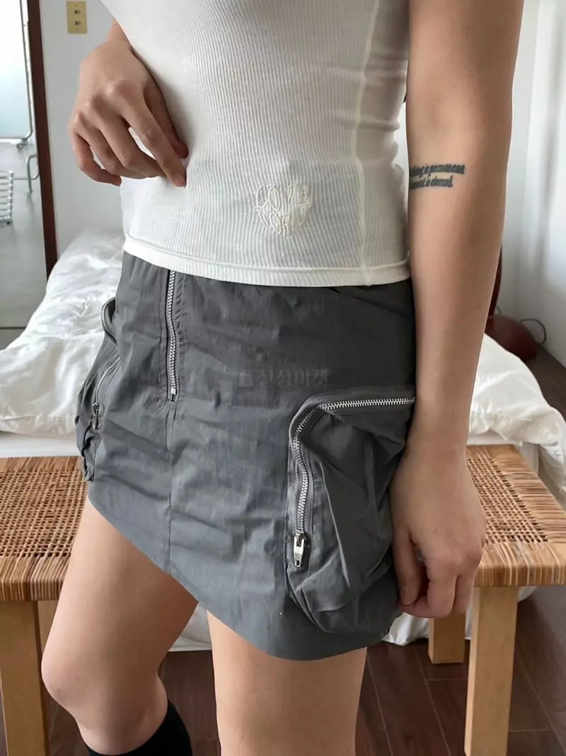 08 Room - Korean Women Fashion - #thelittlethings - Love Embrodiery Sleeveless - 4