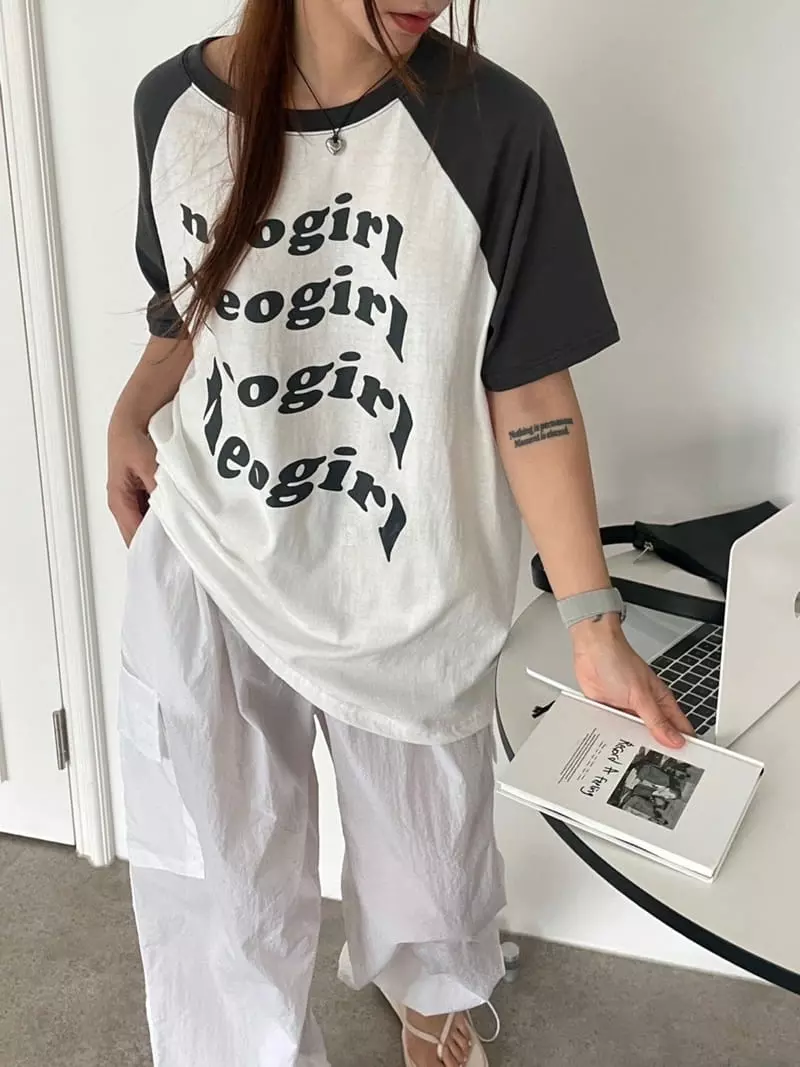 08 Room - Korean Women Fashion - #momslook - Neo Raglan Tee - 11