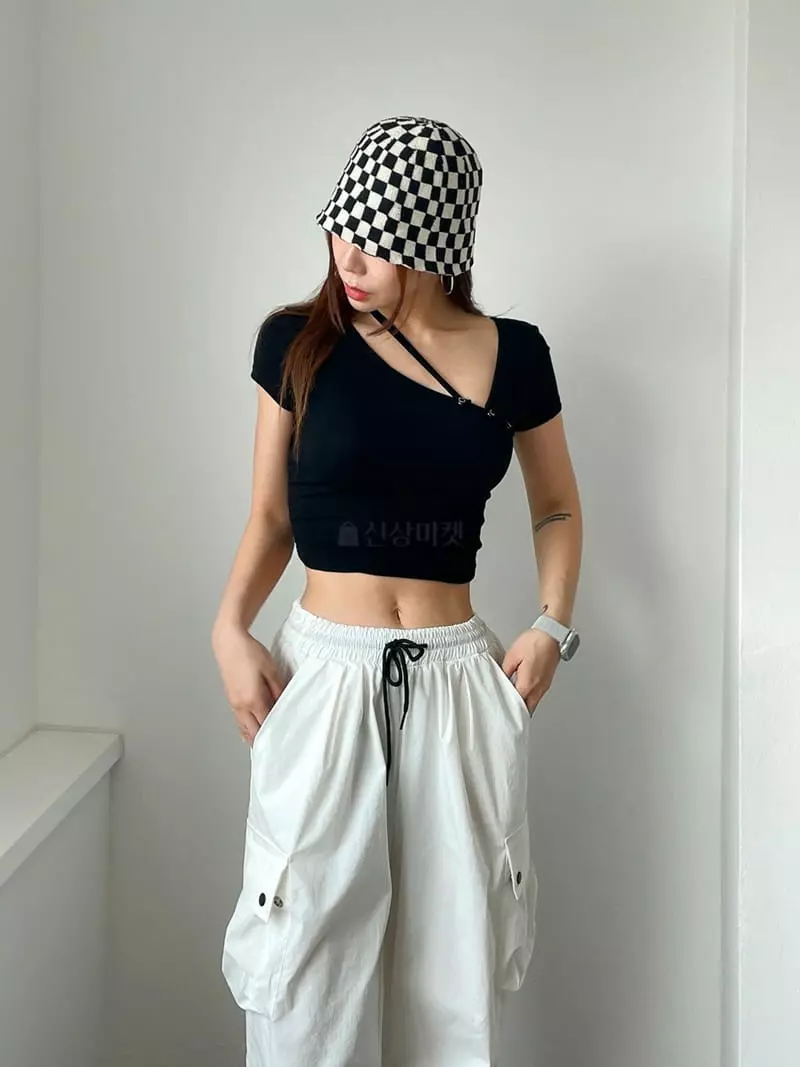 08 Room - Korean Women Fashion - #momslook - 3 Way Tee - 11
