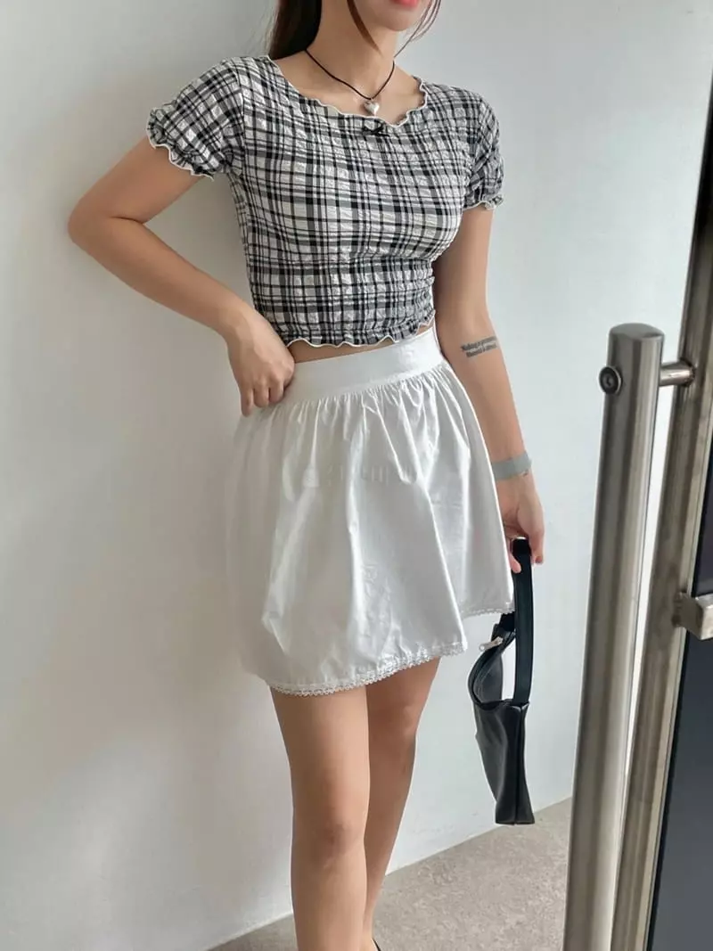 08 Room - Korean Women Fashion - #vintagekidsstyle - Check Embo Blouse - 2
