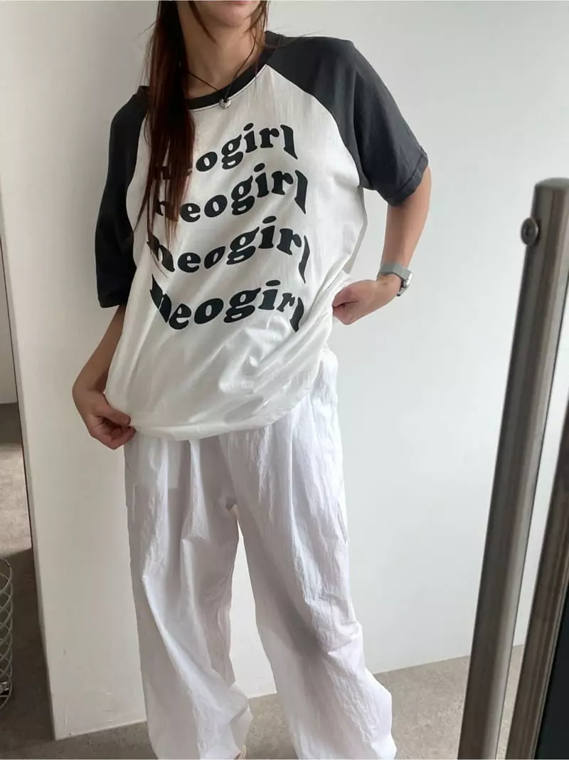 08 Room - Korean Women Fashion - #momslook - Neo Raglan Tee - 4