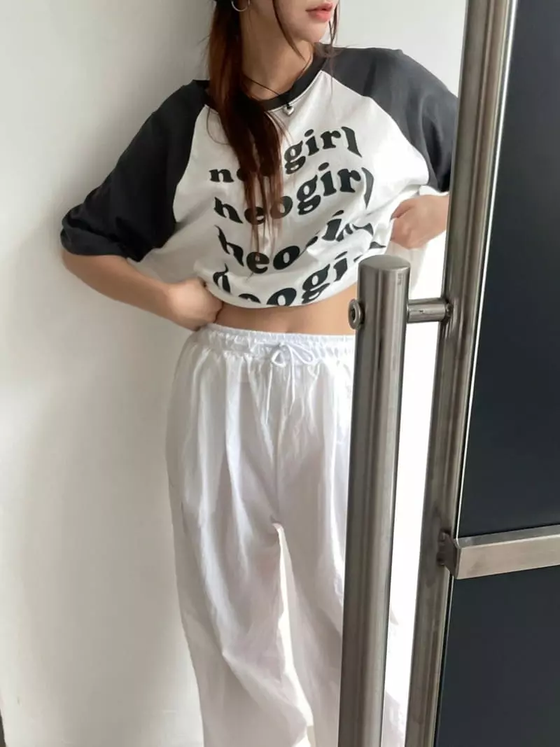 08 Room - Korean Women Fashion - #womensfashion - Neo Raglan Tee - 6