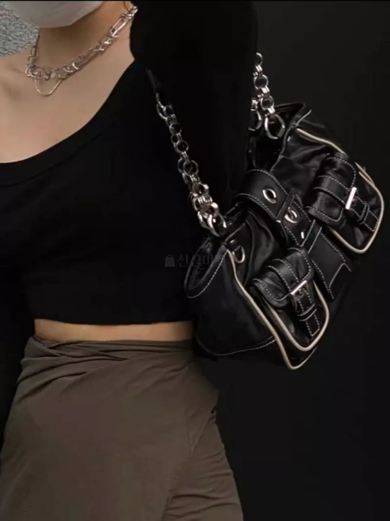 A In - Korean Women Fashion - #womensfashion - Lemi Chain Shoulder Bag - 4