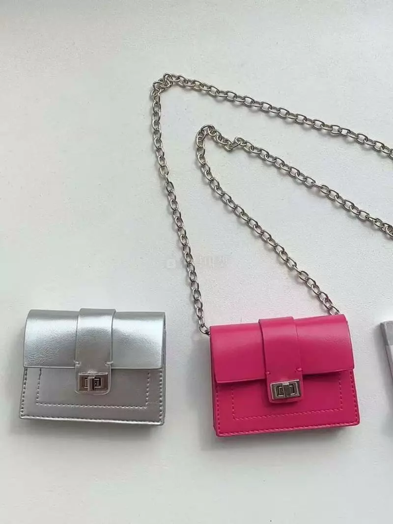 A In - Korean Women Fashion - #vintagekidsstyle - Mini Chain Bag