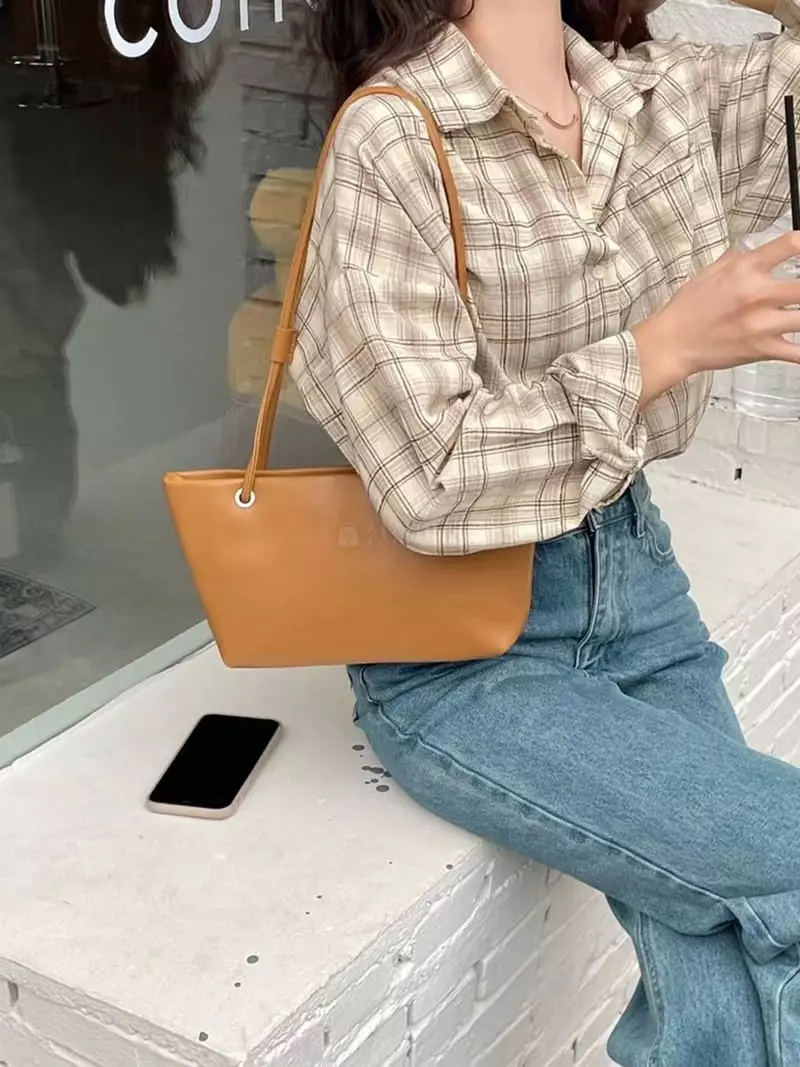 A In - Korean Women Fashion - #womensfashion - Simply Shoulder Bag - 2
