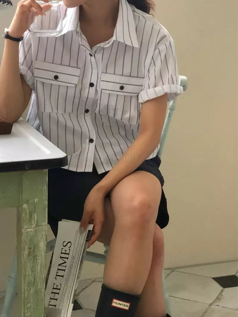 A Want - Korean Women Fashion - #momslook - Stripes Crop Shirt - 11