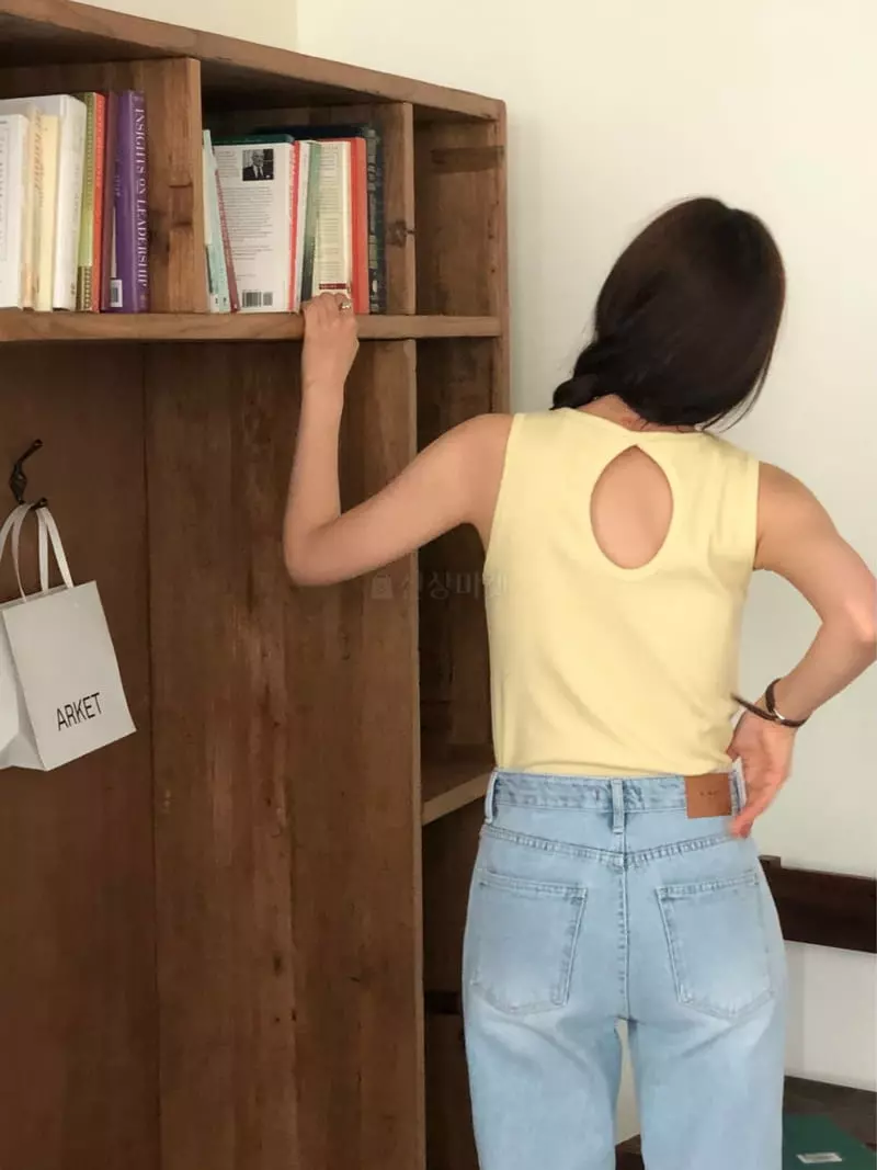 A Want - Korean Women Fashion - #womensfashion - Atom Slit Sleeveless - 11
