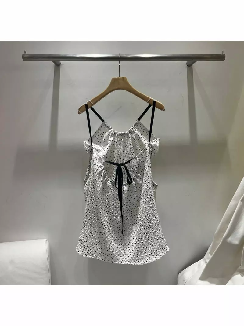 Abbeylee - Korean Women Fashion - #momslook - Dot Sleeveless - 2