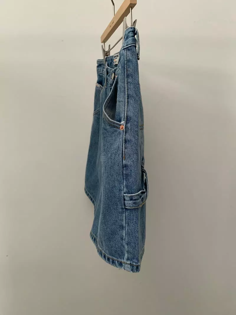 Amiment - Korean Women Fashion - #momslook - Kapendar Half Denim Shorts
