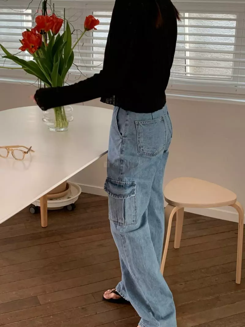 Amiment - Korean Women Fashion - #vintagekidsstyle - Cargo Jeans - 8