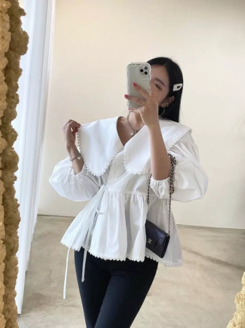 Amood - Korean Women Fashion - #momslook - Heart Balloon Blouse - 3
