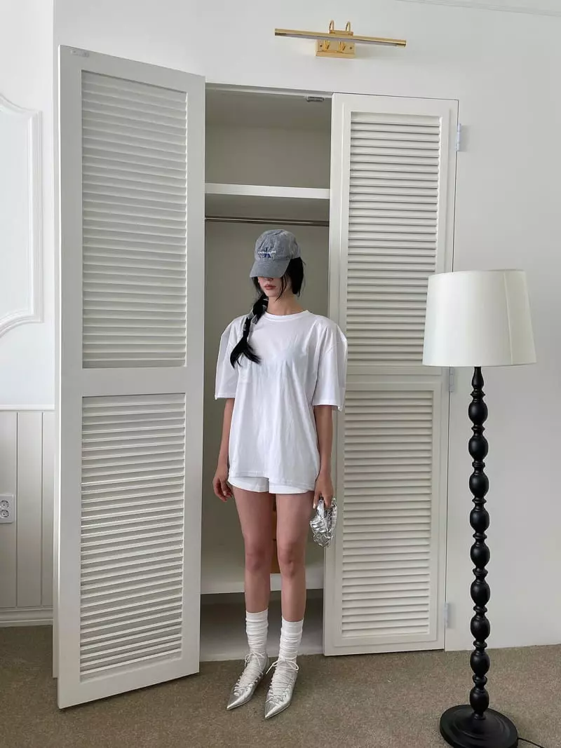 Amood - Korean Women Fashion - #momslook - Puff Round Tee