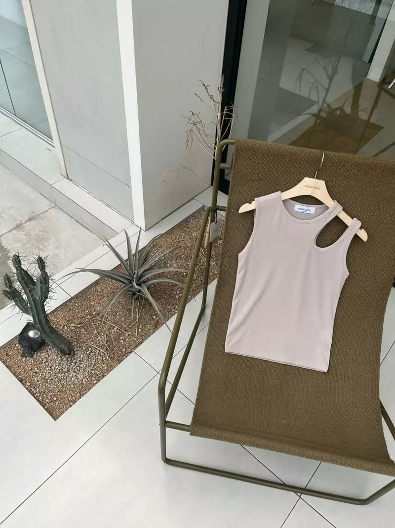 Amuse Seoul - Korean Women Fashion - #womensfashion - Slit Sleeveless - 12