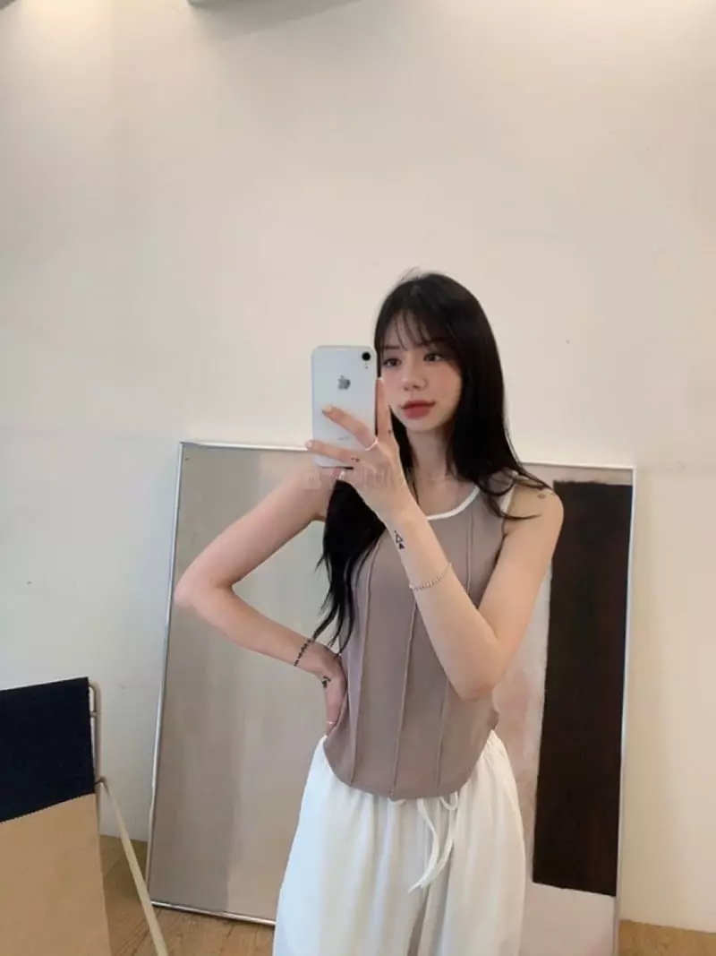 Amuse Seoul - Korean Women Fashion - #womensfashion - Slit SLeeveless