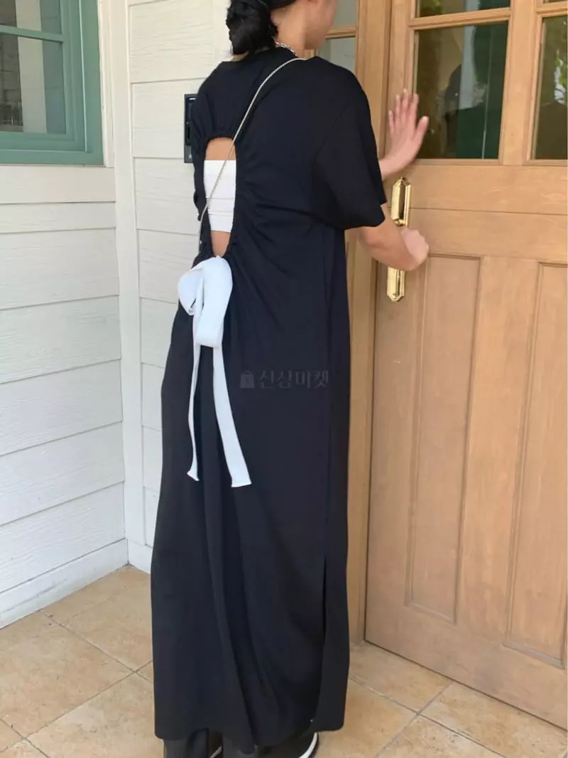 Ande - Korean Women Fashion - #vintageinspired - Back Ribbon One-piece - 11