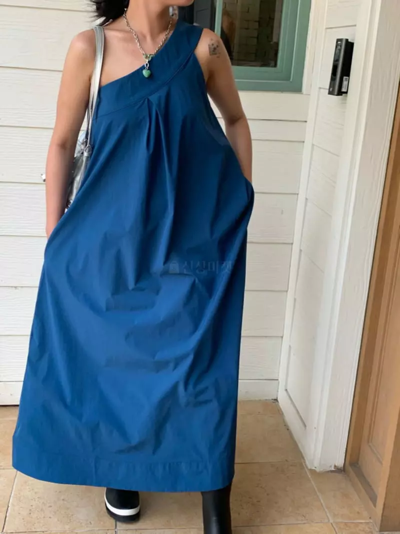 Ande - Korean Women Fashion - #womensfashion - One Shoulder One-piece - 8