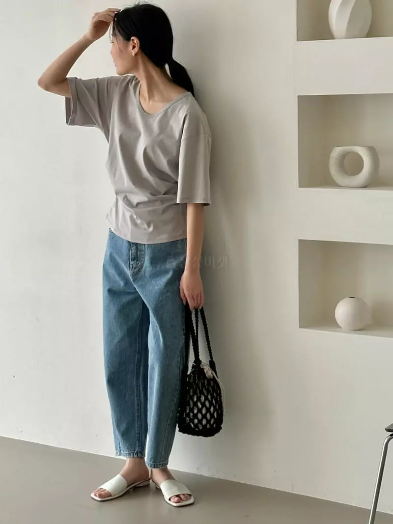 Anne Margaret - Korean Women Fashion - #womensfashion - Tug Line Tee - 4