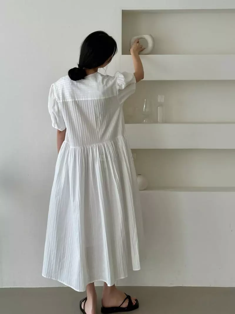 Anne Margaret - Korean Women Fashion - #momslook - Lisa V One-piece