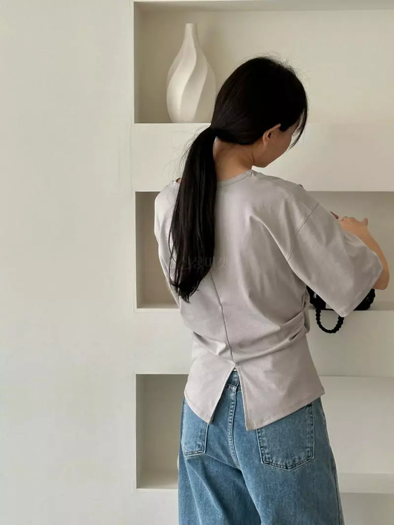 Anne Margaret - Korean Women Fashion - #womensfashion - Tug Line Tee - 3