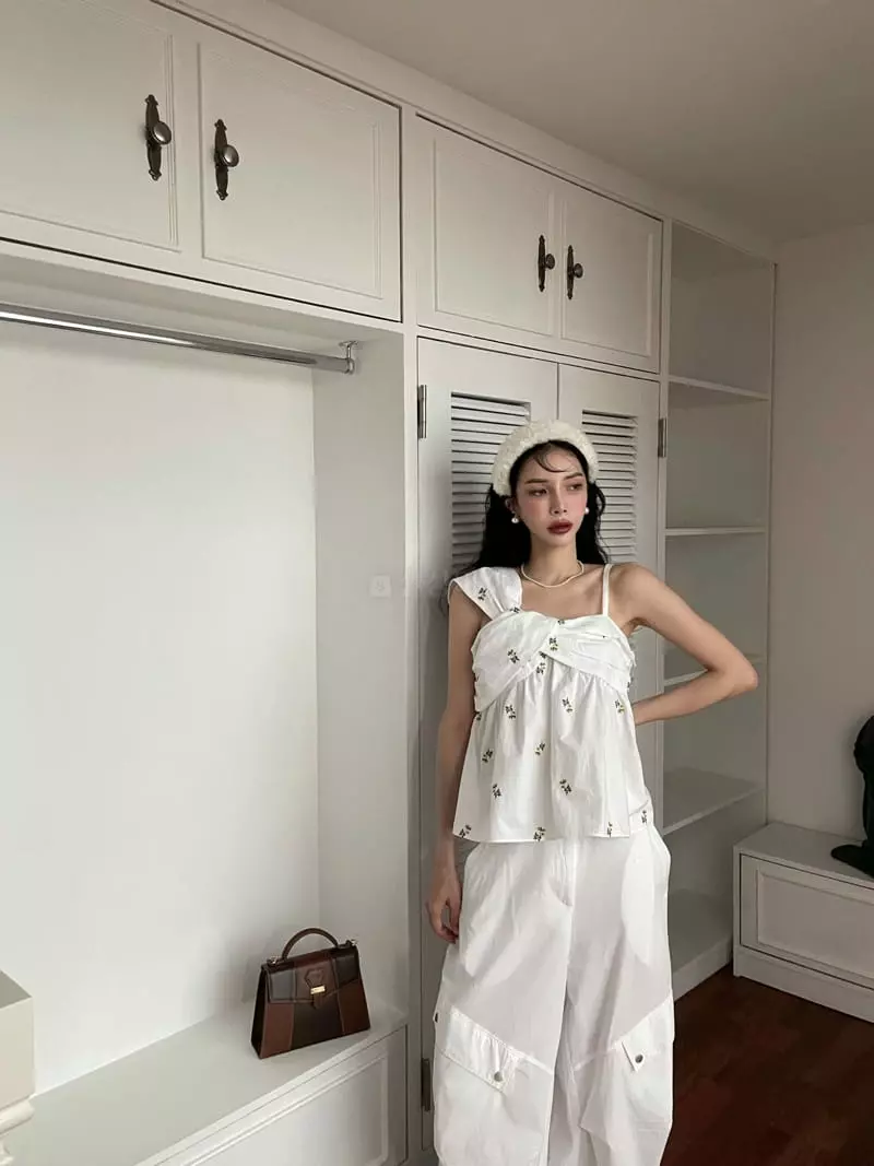 Auver Fit - Korean Women Fashion - #momslook - Ribbon Sleeveless - 11