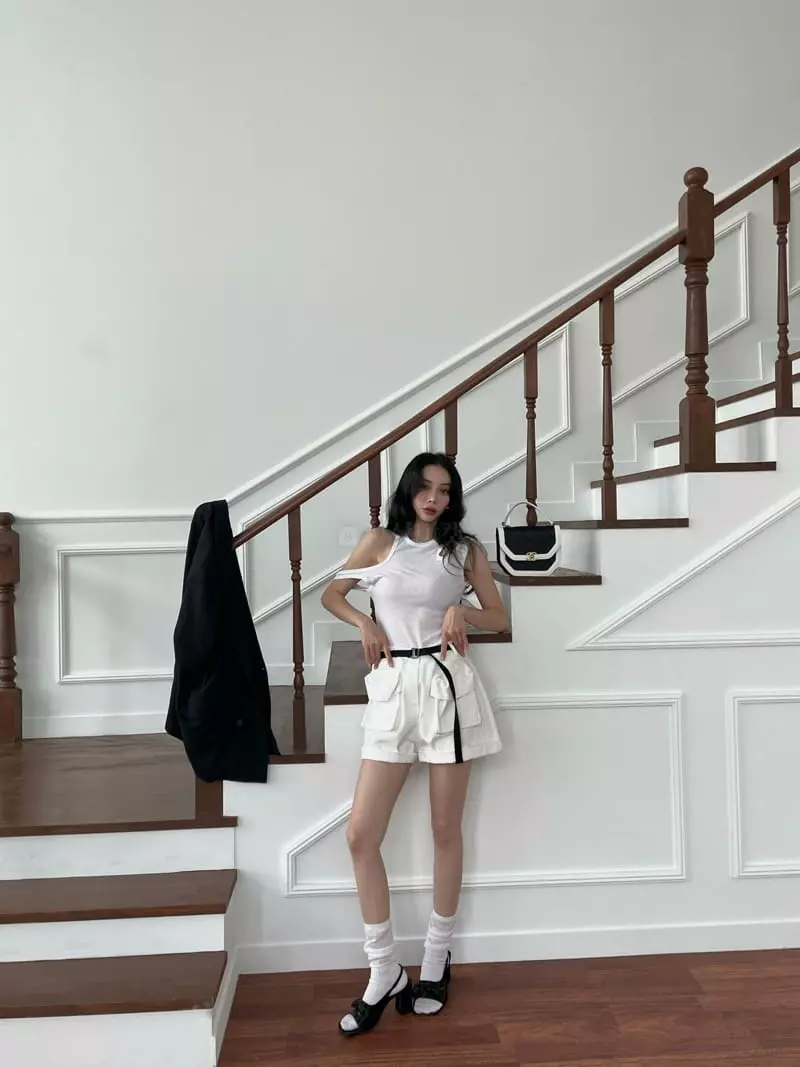 Auver Fit - Korean Women Fashion - #momslook - Util Shorts - 6
