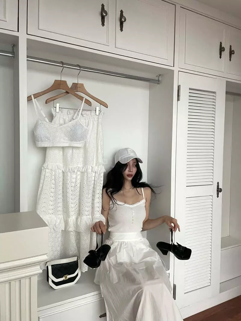 Auver Fit - Korean Women Fashion - #momslook - Swing Sleeveless - 9