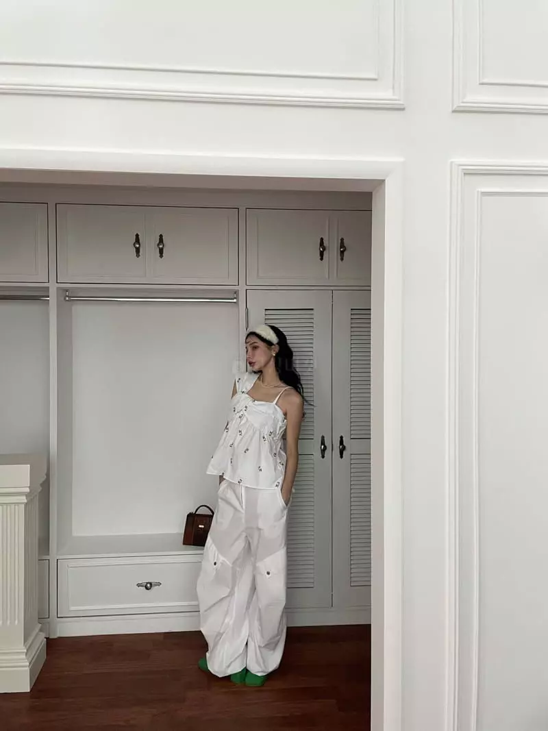 Auver Fit - Korean Women Fashion - #womensfashion - Ribbon Sleeveless - 10