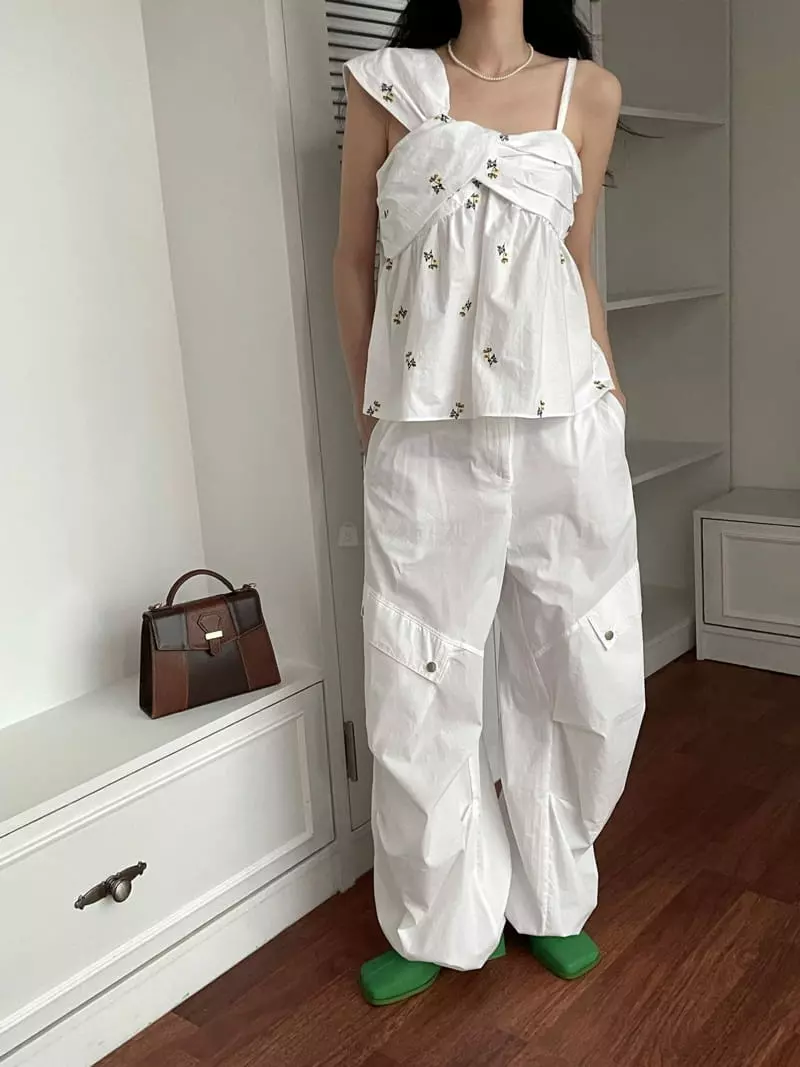 Auver Fit - Korean Women Fashion - #womensfashion - Ribbon Sleeveless - 12