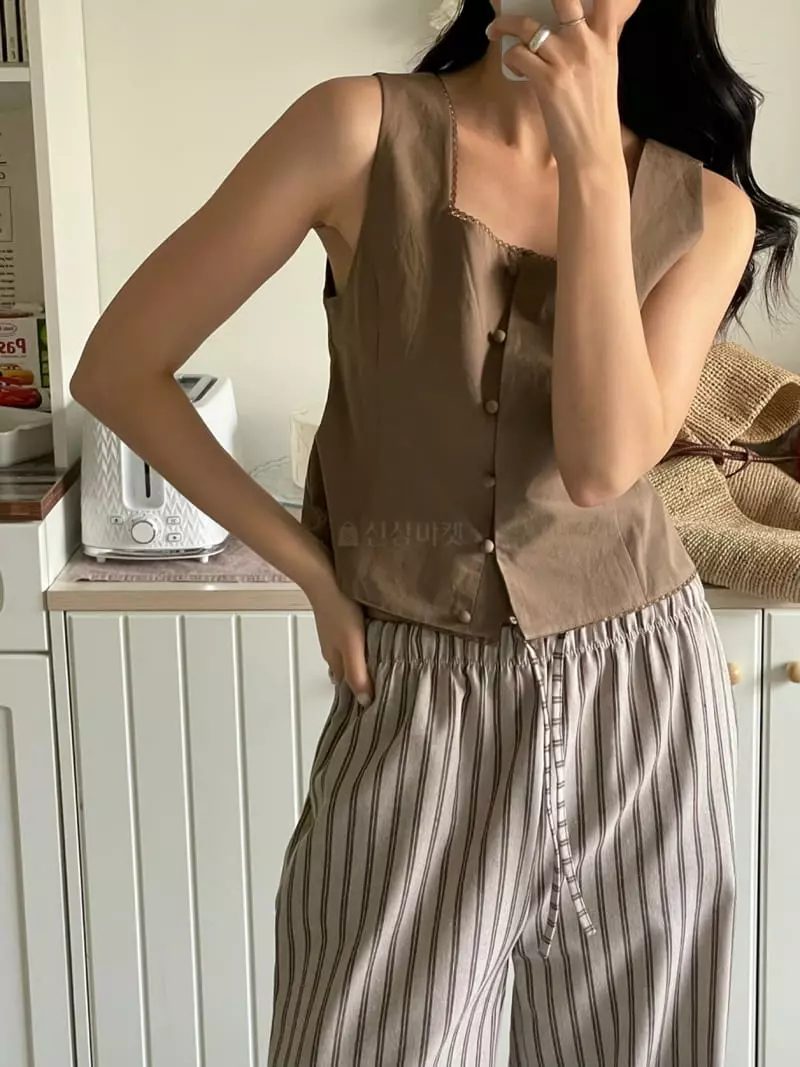 Baguette - Korean Women Fashion - #momslook - Lea Blouse
