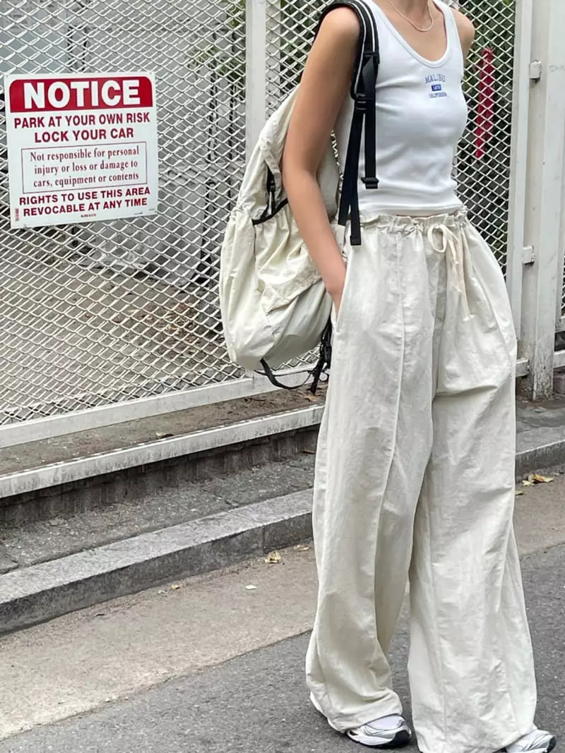 Baguette - Korean Women Fashion - #momslook - Malibu Sleeveless - 4