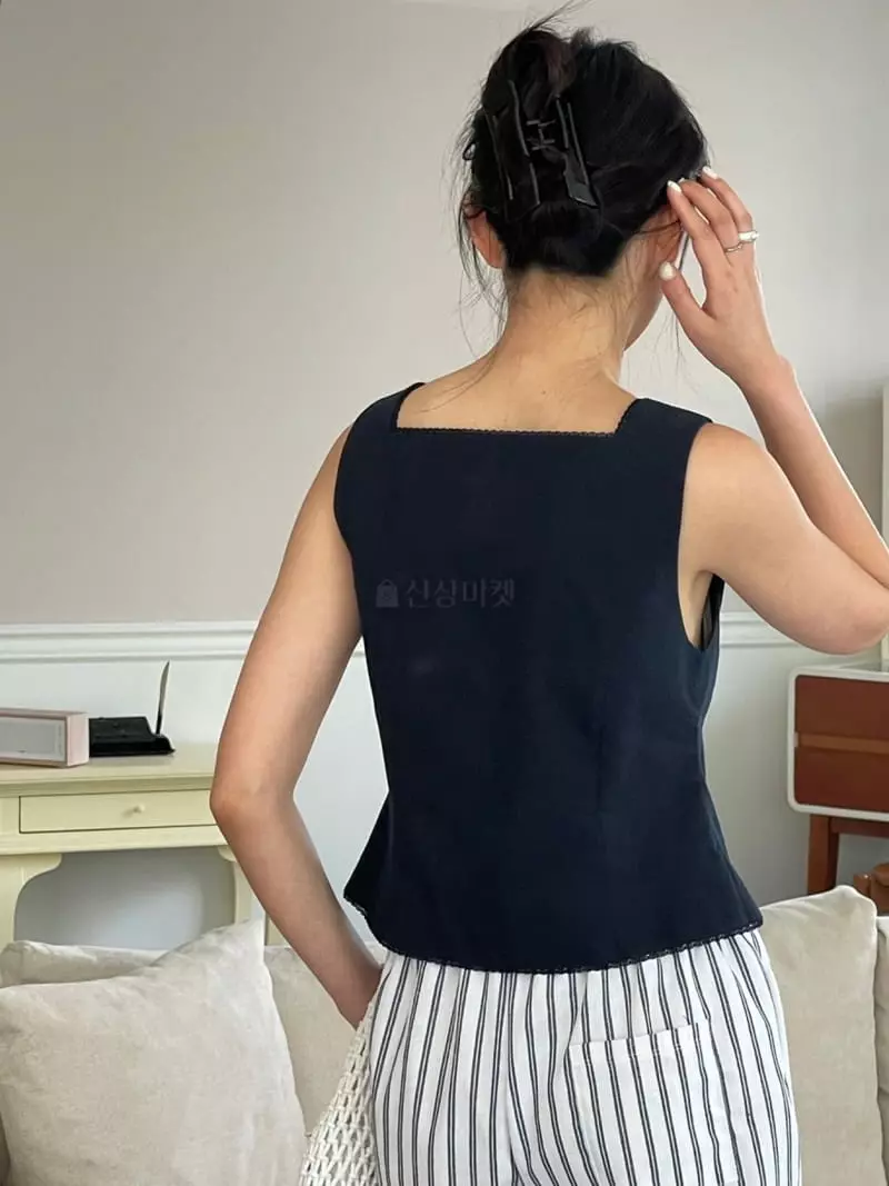 Baguette - Korean Women Fashion - #momslook - Lea Blouse - 4